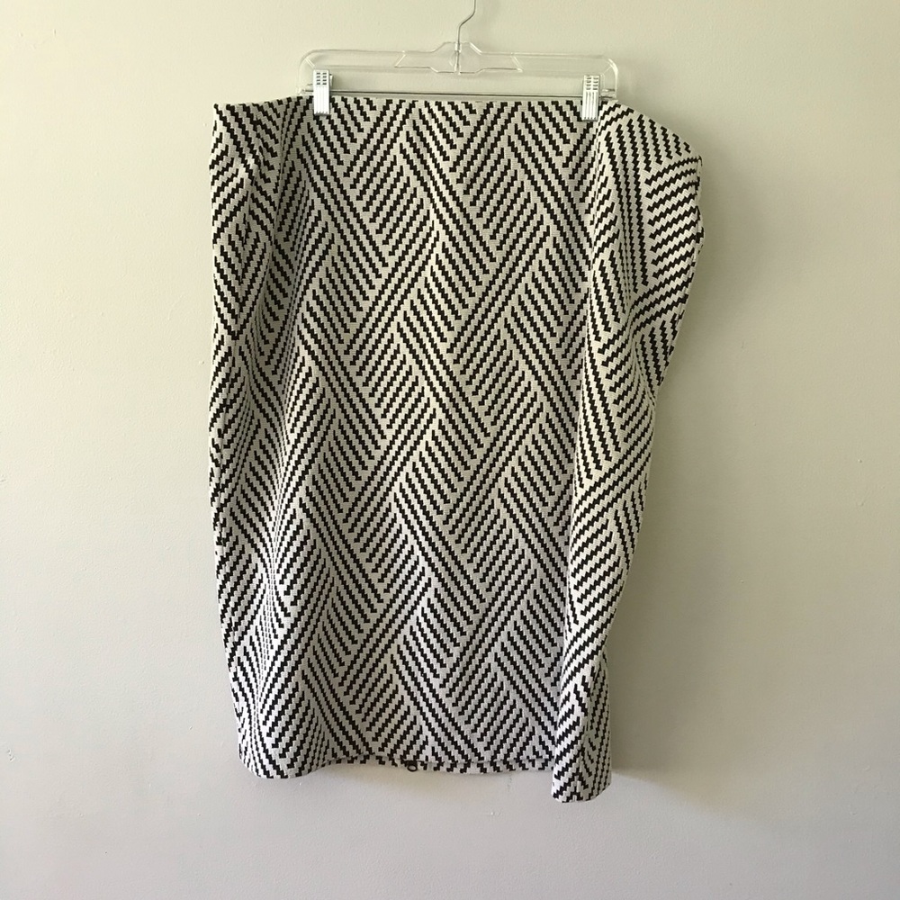 Plus Size Lane Bryant Zippered Straight Skirt